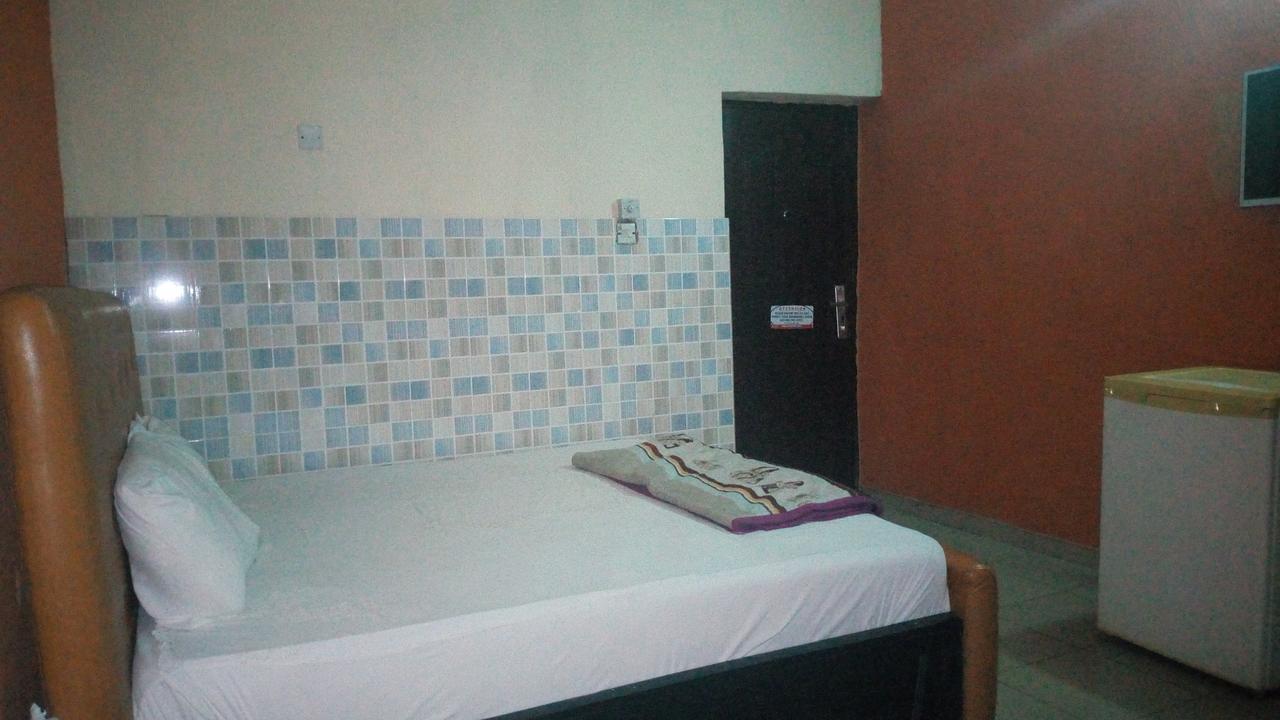 Da 411 Hotel Ibadan Exterior photo