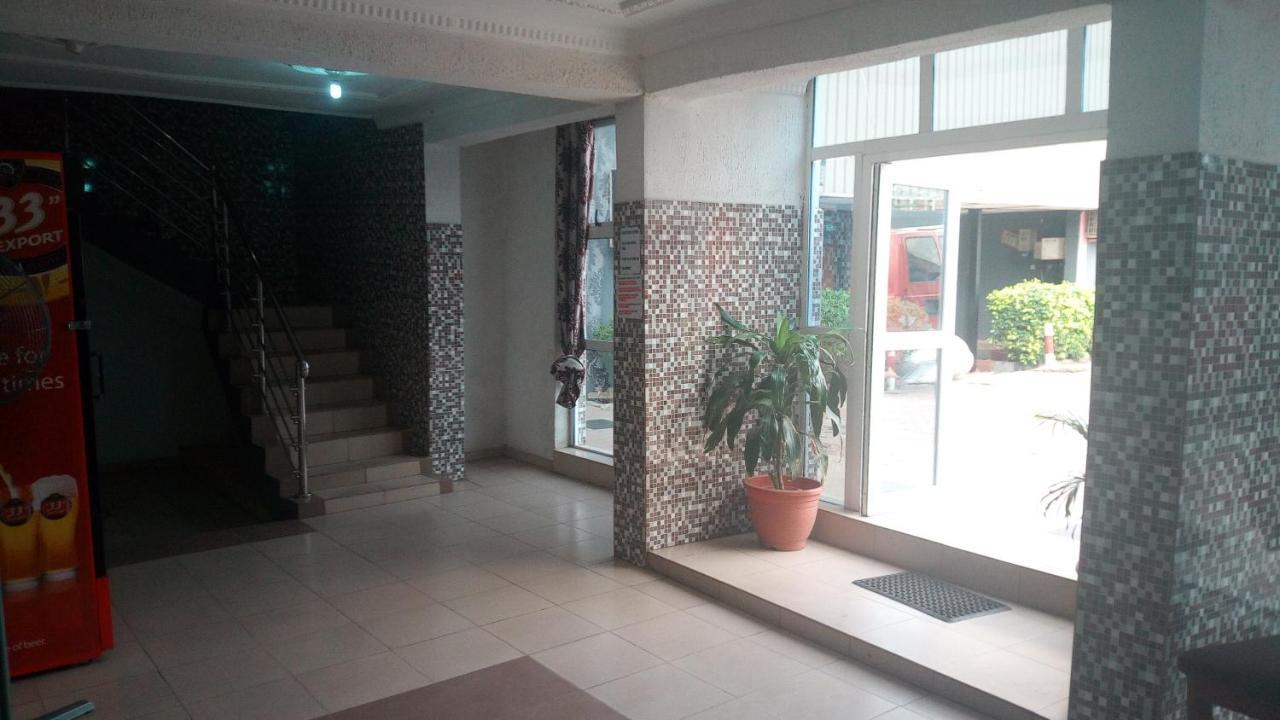 Da 411 Hotel Ibadan Exterior photo