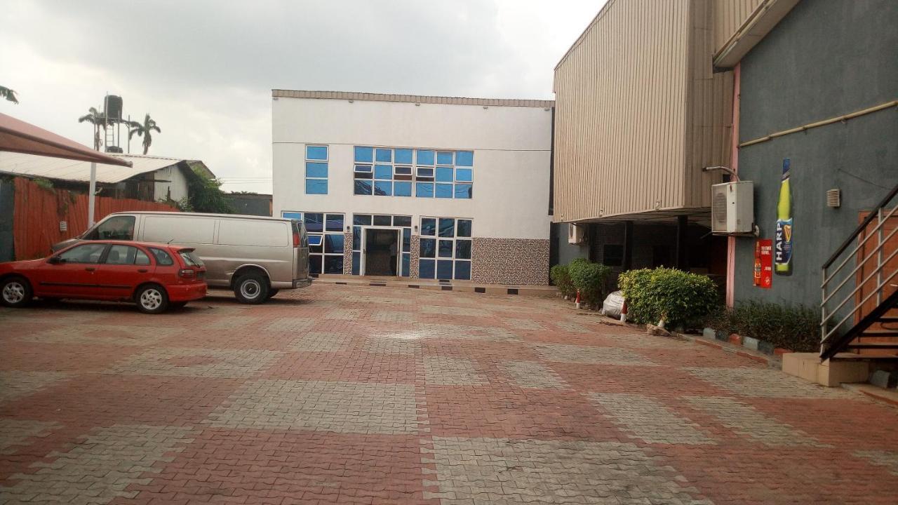 Da 411 Hotel Ibadan Exterior photo